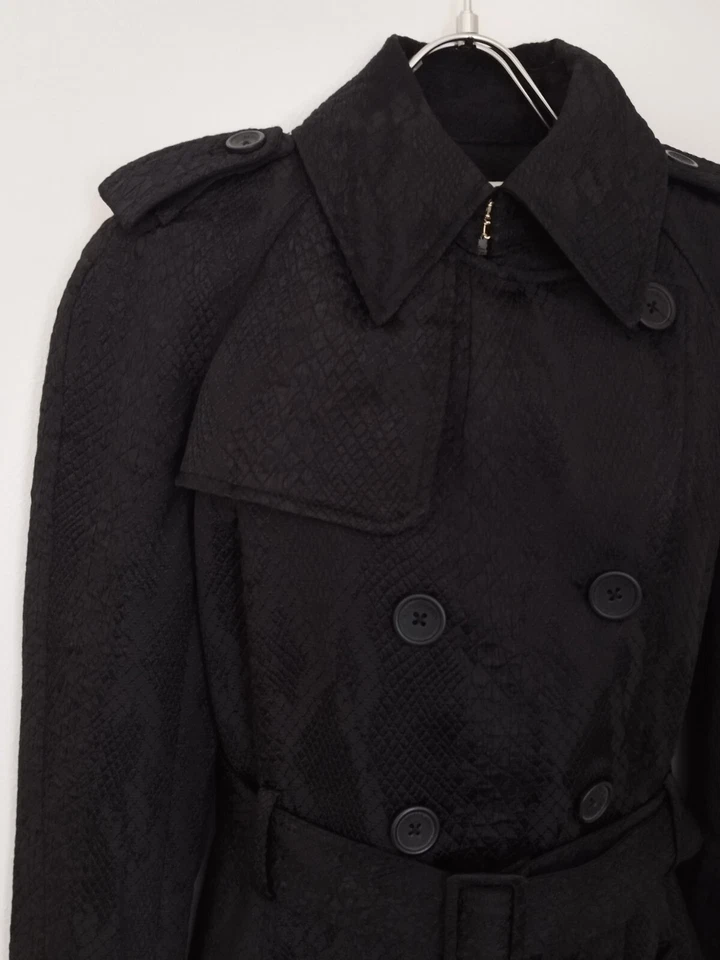 Gabardina Altuzarra Target negra serpiente casi nueva XS Foto 2 de 4