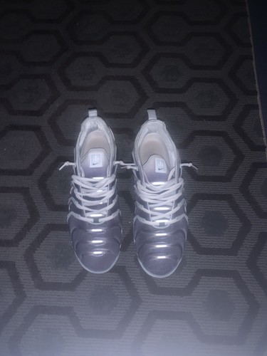 nike air vapormax plus silver gradient