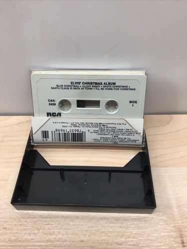 Elvis Presley- Elvis’ Christmas Album - cassette tape 1985 - Picture 4 of 4
