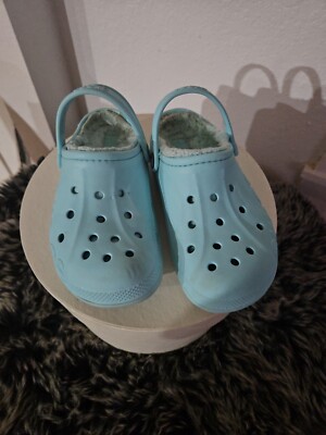 CROCS youth mint green baya lined J2 sandals warm slip on. 