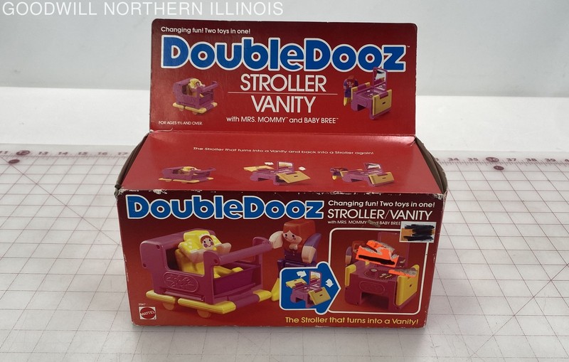 Vtg NISB Mattel Double Dooz Stroller Vanity Transforming Blocks Figures Set