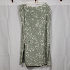 Vintage Kathie Lee Woman Green White Floral Print Skirt.