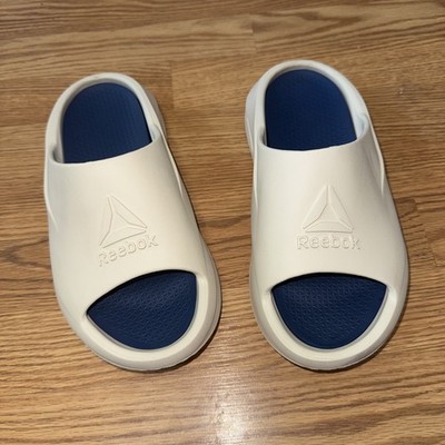 Reebok Men's Beige Molded Comfort Slide Sandals Water Friendly Size 8 gentlyused