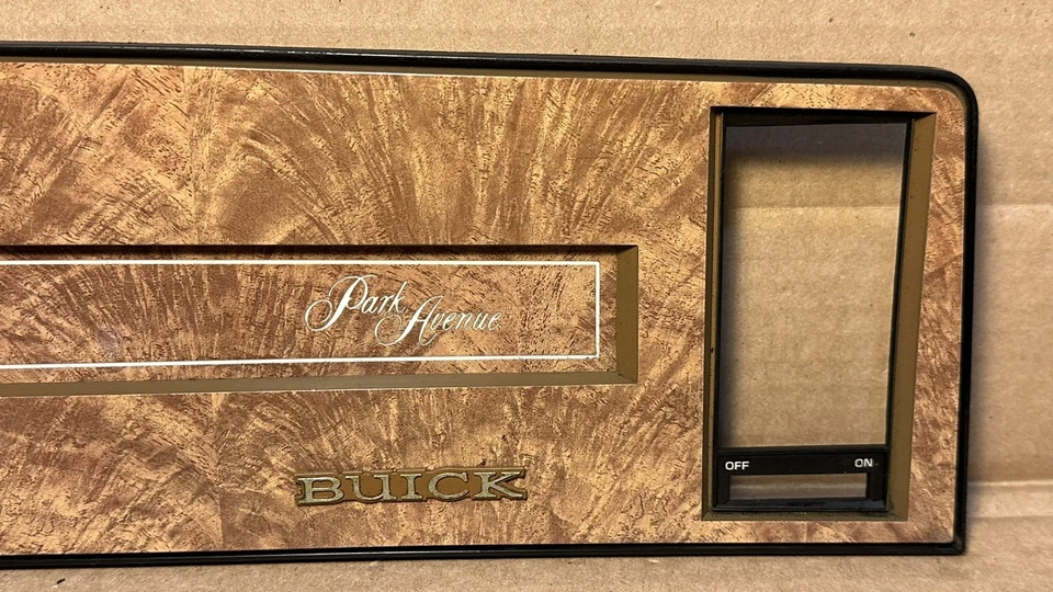 OEM 1980-90 Buick Electra Park Avenue right Dash Panel Woodgrain Bezel Passenger - Image 4 of 4