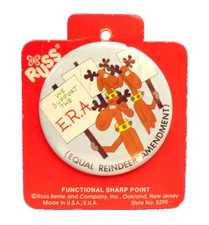 Russ BUTTON PIN Christmas Vintage REINDEER ERA EQUAL Amendment Holiday NEW