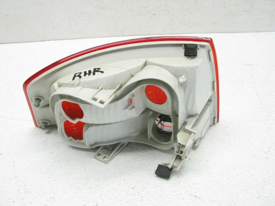 💚 05-08 AUDI A4 S4 RS4 SEDÃ LANTERNA TRASEIRA LÂMPADA DE FREIO PASSAGEIRO DIREITA - Imagem 2 de 4