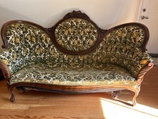 Beautiful Victorian Couch