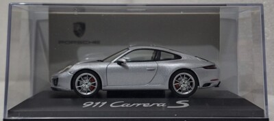 Porsche 911 (991.II) Carrera S 2016 Silver 1:43 Minichamps