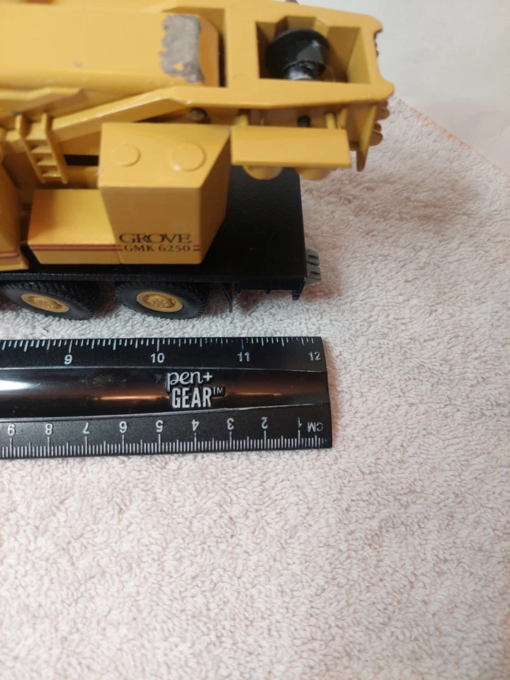 Grúa Grove GMK 6250 *Tal cual*Neumáticos de caucho/plástico de metal pesado amarillo/negro *LEER* Foto 3 de 4