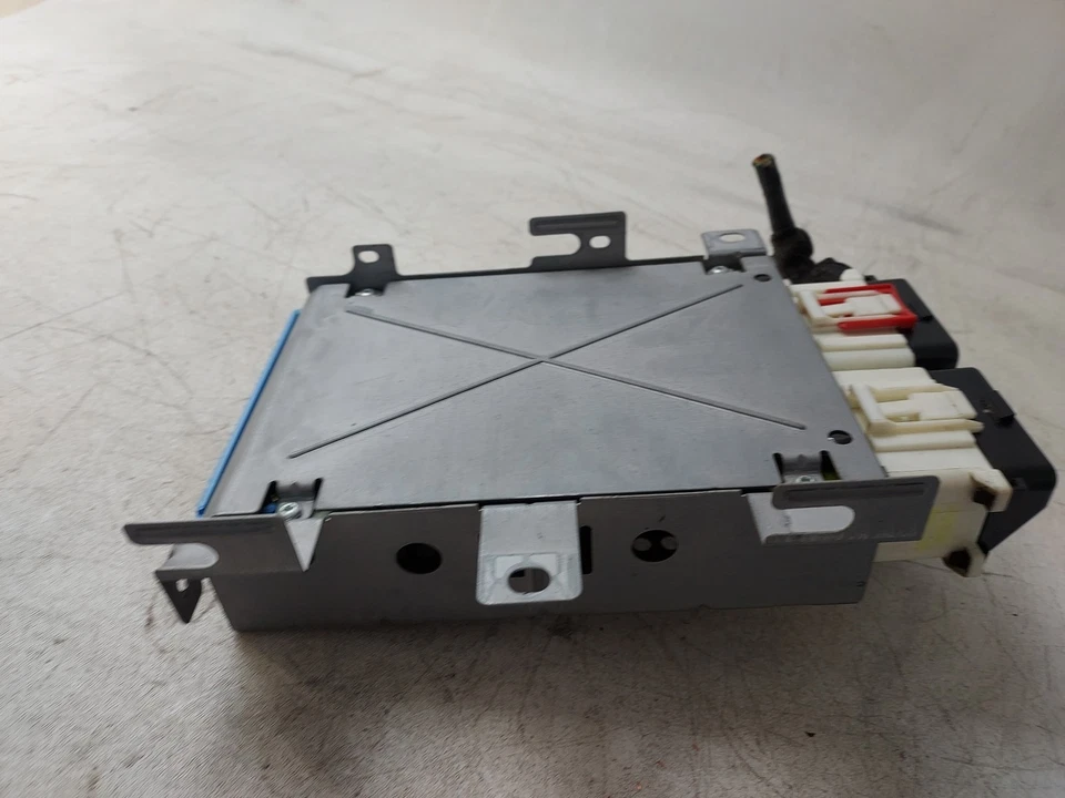 Módulo de control de carrocería Plymouth Grand Voyager 1999 3,3 L V6 BCM BCU P04686492AE OEM Foto 4 de 4