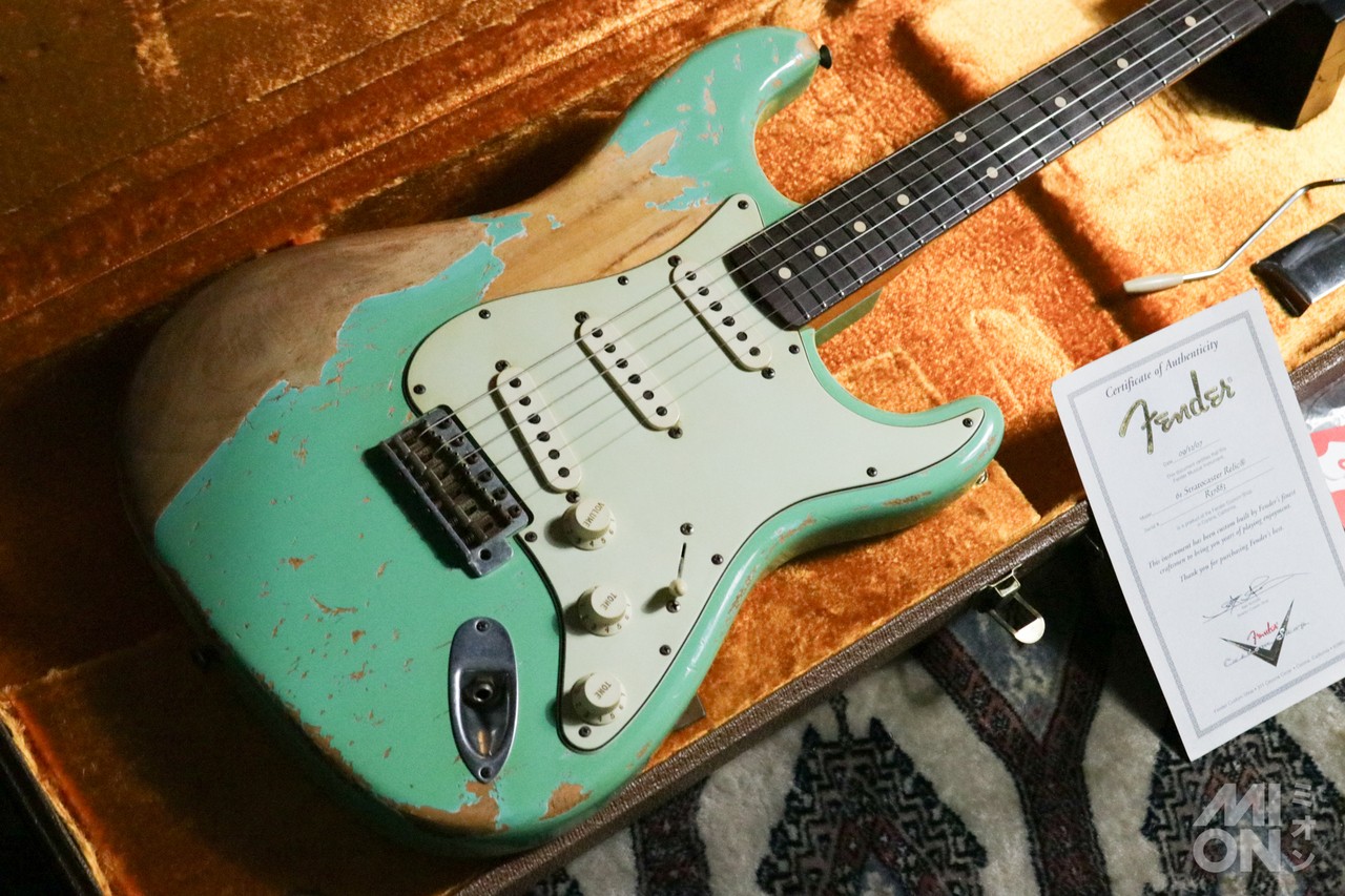 Fender Custom Shop 61 Stratocaster Relic Seafoam Green 2007 Used Electric Guitar