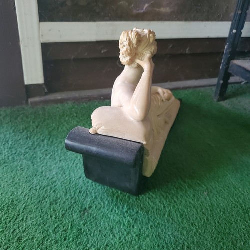 Classic Sculpture - Paolina Bonaparte as Venus by G Ruggeri Reconstituted Marble - Picture 5 of 16
