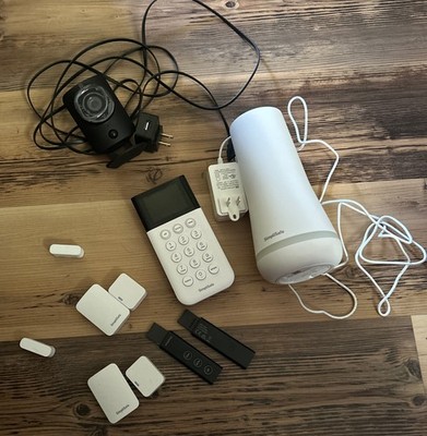 SimpliSafe 12 Piece Wireless Home Security System