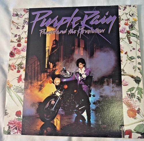 Prince and the Revolution Purple Rain  Original 1984 LP graded Near Mint +