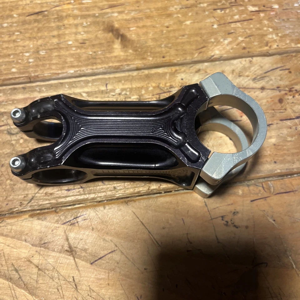 Renthal Apex Stem -   31.8, 90Mm, 1 1/8, 6 Degree Rise - Image 4 of 4