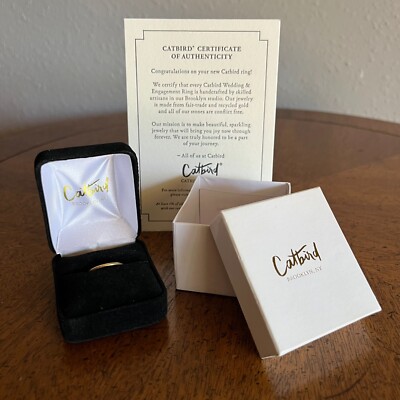 Catbird Classic Wedding Band, Half Round Band, 1mm, 18K Yellow