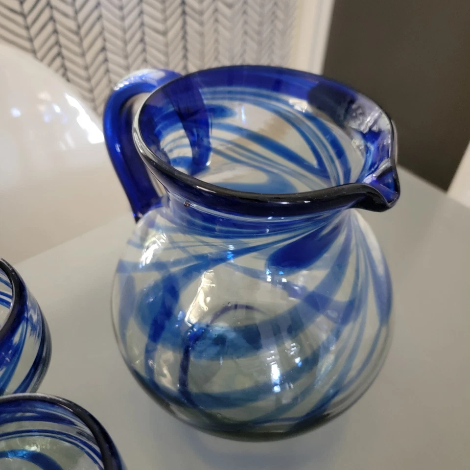 Jarra de vino/margarita 5 copas de vino/margaritas azul remolino jarra de 4,5 cuartos de galón Foto 2 de 4