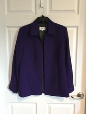 EUC Studio 1 Women  s 10 Long Sleeve Fully Lined Purple blazer No button Design 