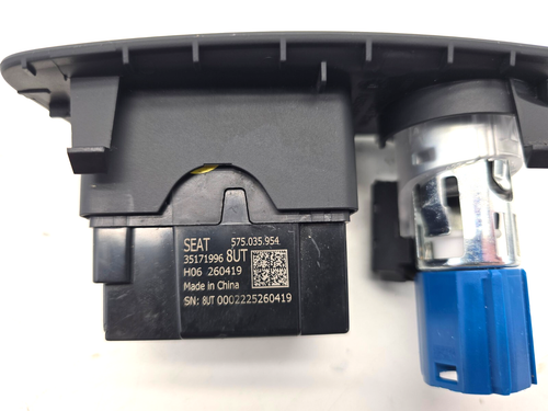 2019-2020 AUDI Q3 REAR CENTER CONSOLE POWER OUTLET USB CHARGER PORT/ TRIM OEM - Picture 11 of 15