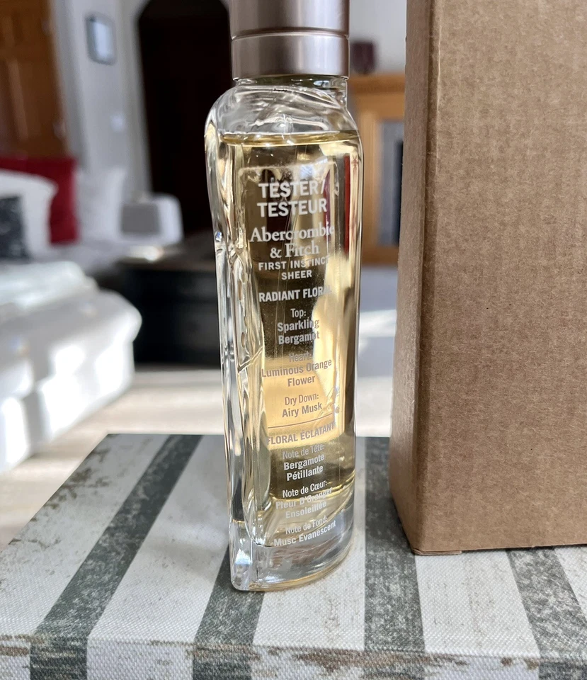 ABERCROMBIE & FITCH FIRST INSTINCT SHEER TESTER 3.4 EDP SP PARA MUJER Foto 3 de 4