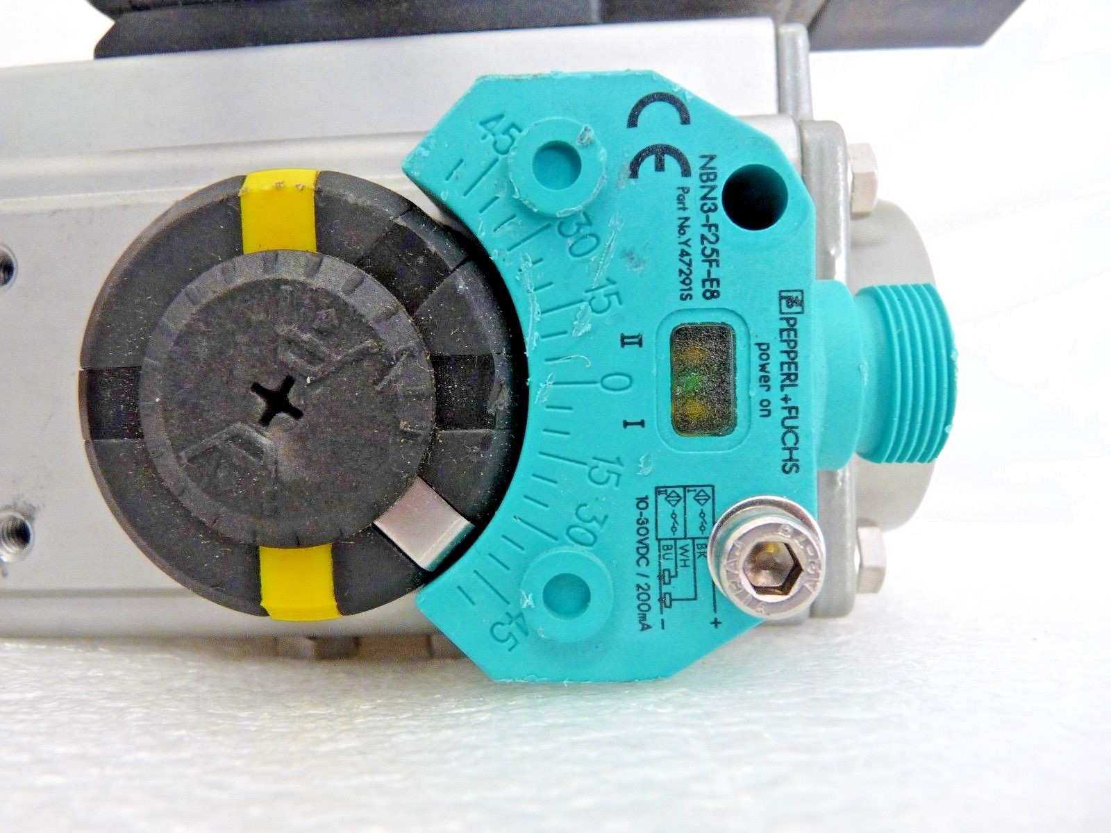 SWAGELOK SC154U F04NDS11 AZNX AT SERIES PNEUMATIC ACTUATOR SOLENOID