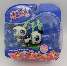 2005 LPS Littlest Pet Shop Pandas 89 & 90 with bamboo tree in sealed package