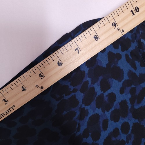 Banana Republic Blouse Womens Medium Blue Leopard Print Front Twist NWT - Picture 8 of 11