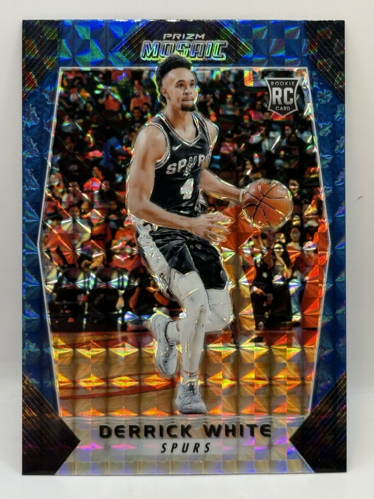 2017-18 Panini Prizm Mosaic - Derrick White #55 Blue Prizm RC Rookie