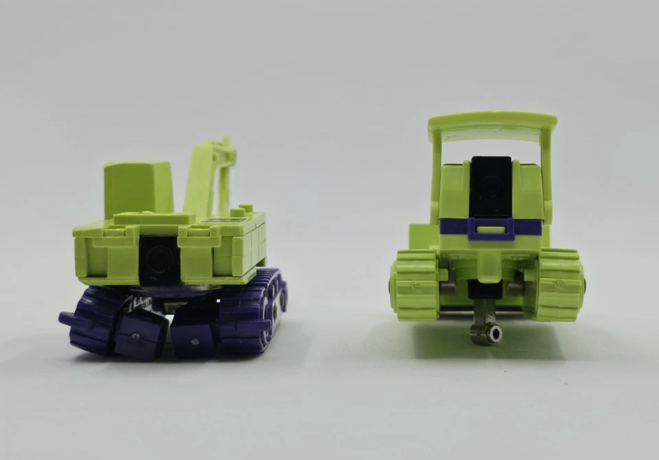 Vintage 1985 Transformers Devastator Constructicons Scrapper & Scavenger - Image 4 of 4