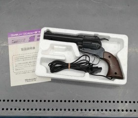 Nintendo Famicom Wild Gunman Set HVC-GS Boxed Tested Free Shipping 2441-3