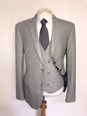 TED BAKER - Slim Fit 3 Piece Light GREY WOOL SUIT - 40 Short -W34 L31 -WORN ONCE