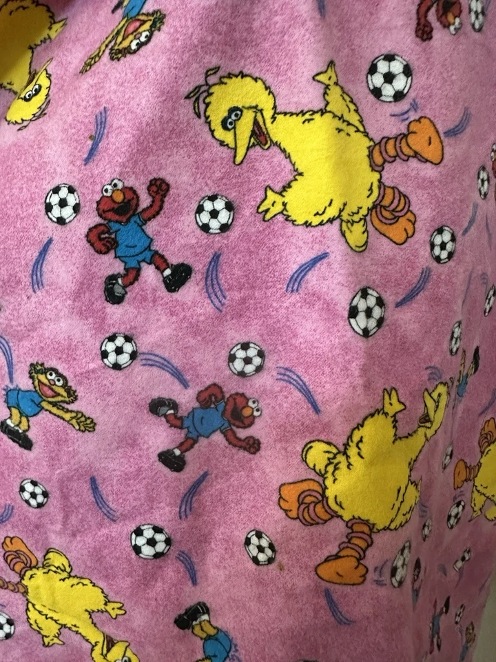 RARE* Pink SESAME STREET 2002 Cotton FLANNEL Fabric Soccer Theme VINTAGE - Image 2 of 4