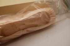 NIB Bloch Sonata Pointe Shoes 111.00 S0130L Color - pink satin 2 B Not Retur