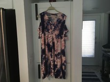 NINA LEONARD DRESS WITH POCKETS DROPPED SLEEVES NEW SIZE L TIE DYE LOOK