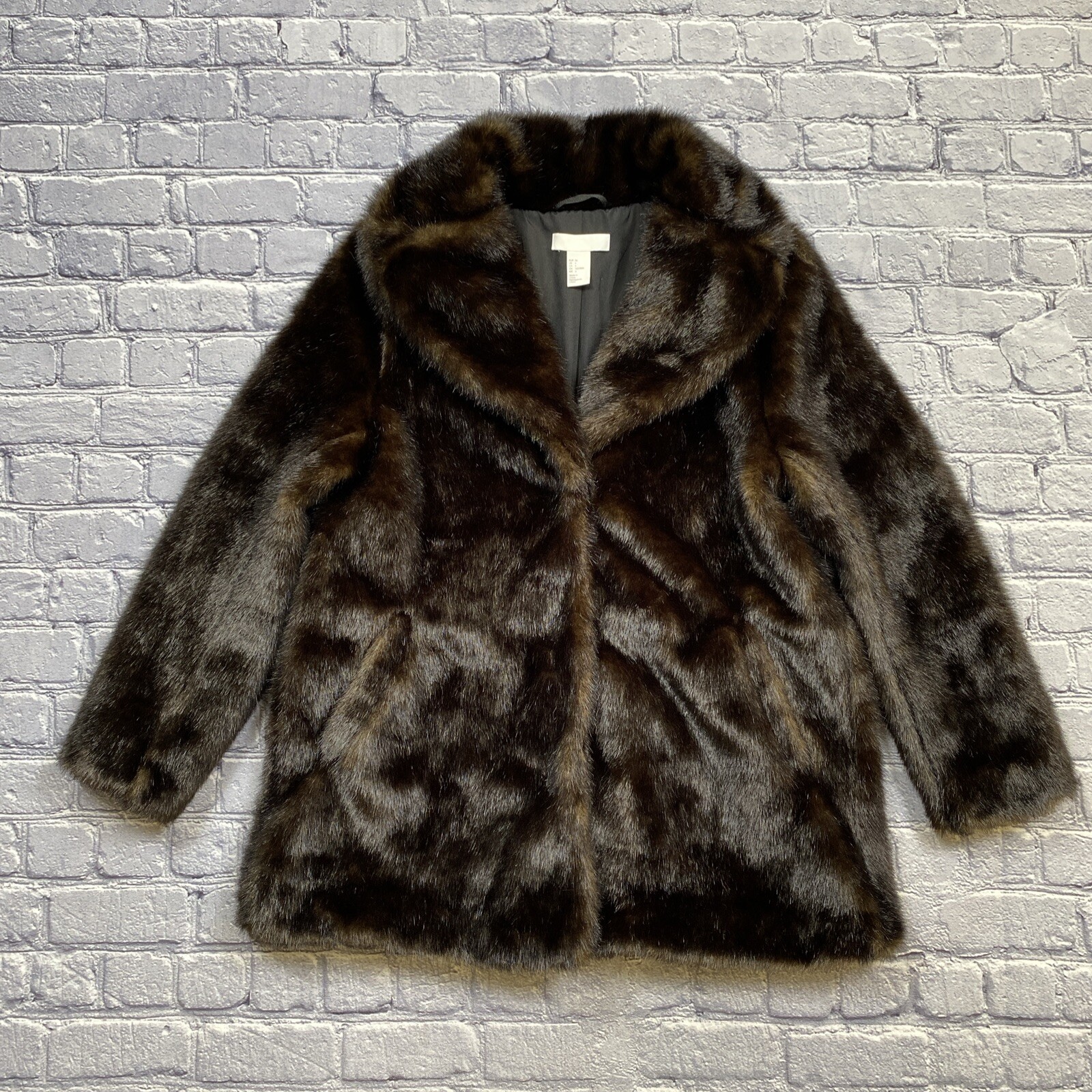 H&M Faux Fur Snap Coat Women’s Size 6 Black/Brown Romantic Old Money Mob Wife