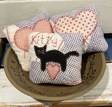 Three Primitive Tiny Kitty Cat & Hearts Bowl Fillers-Shelf  Pillows