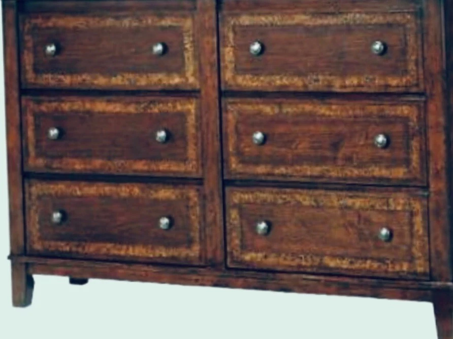 Queen Bed With Four Piece Set To Make Any Room Into A Inviting Dream Room - Image 4 of 4