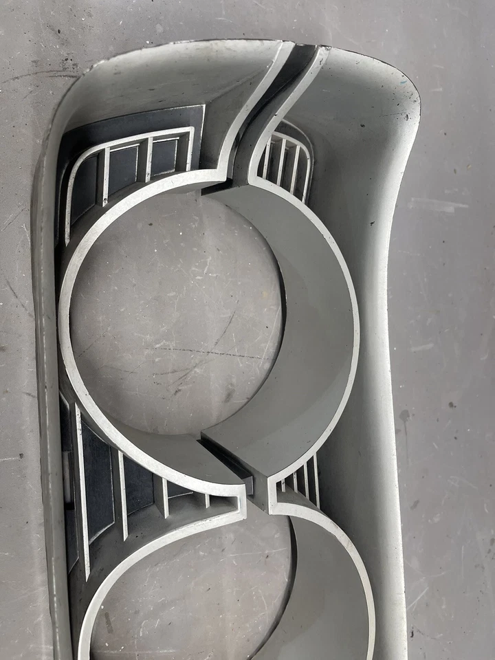 1972 Plymouth Gran Fury III Right Grille Molding Grill Trim Passenger Side '72 - Image 4 of 4