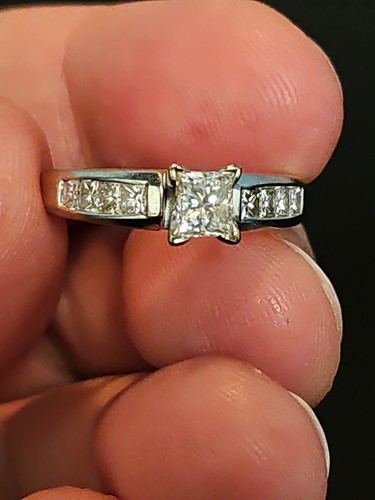 ๐ฅ Women's DIAMOND ๐ Solid GOLD ๐ 14kt SIZE 7 Wedding Ring ๐ ZALES Certified