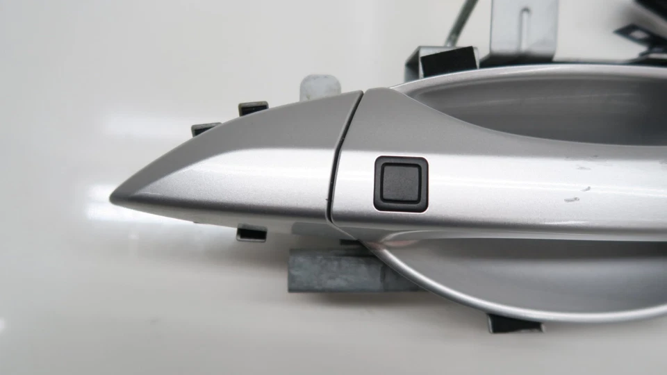 Manija de puerta exterior izquierda Acura RLX 2014-2017 OEM Foto 4 de 4