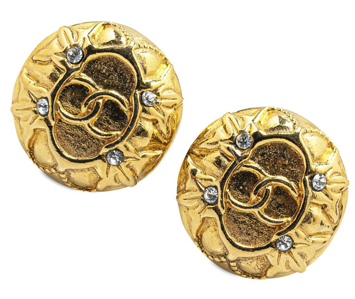 CHANEL CC Logos Rhinestone Round Clip-On Earrings Gold Tone CHANEL CC Logos Rhinestone Round Clip-On Earrings Gold Tone