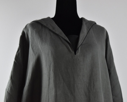 Eskandar Size 0 Gray Pullover Top Black Trim Line… - image 1