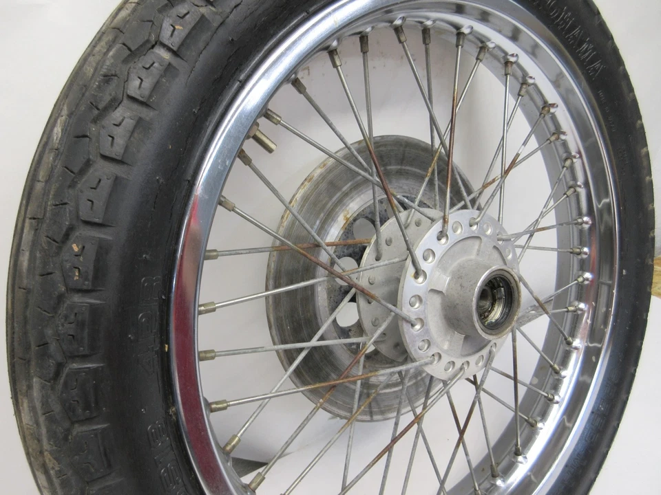 Kawasaki KZ400 KZ 400 1974 rueda delantera Foto 3 de 4