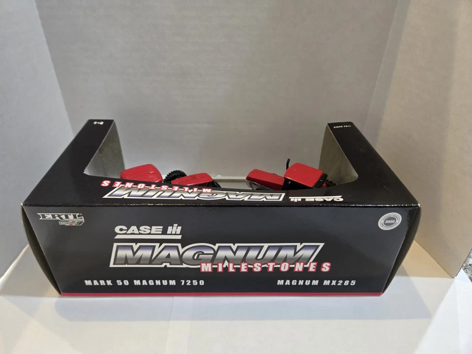 1/64 MAGNUM MILESTONES 7250 And Mx285 Tractors - Image 3 of 4