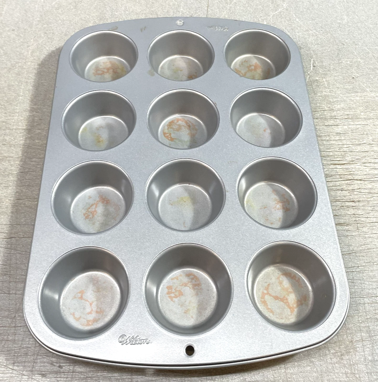 Wilton Muffin Pan Non Stick 12 Cup Premium Heavy Weight
Opens in a new window or tab