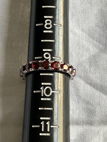 10k White Gold Eternity Garnet Wedding Band Ring Size 9 1/4 Weighs 4 Grams - Picture 4 of 8