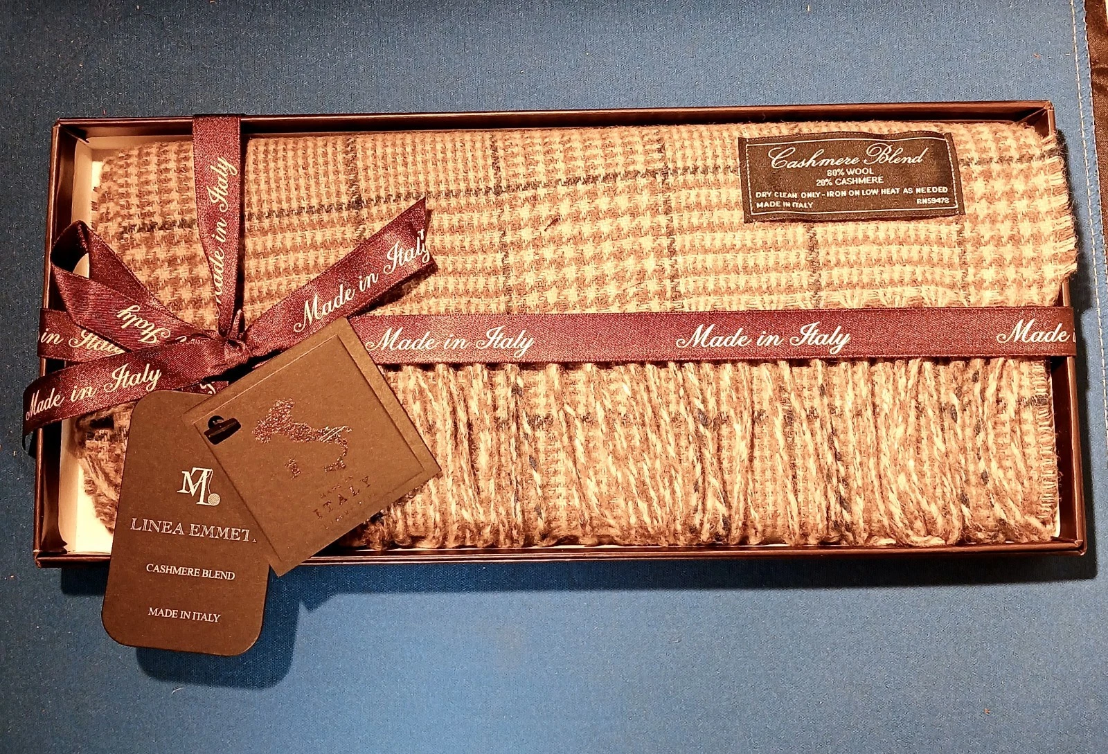 Beautiful! New✨️SCARF Cashmere & Wool✨ SOFT✨️ Brown Plaid- Italy GIFT✨ NWT & BOX