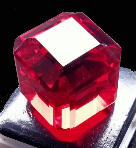 CERTIFIED Excellent Lab-Created Ruby Red Gemstone Cube Box Shape JP035 65 Ct - Picture 7 of 7