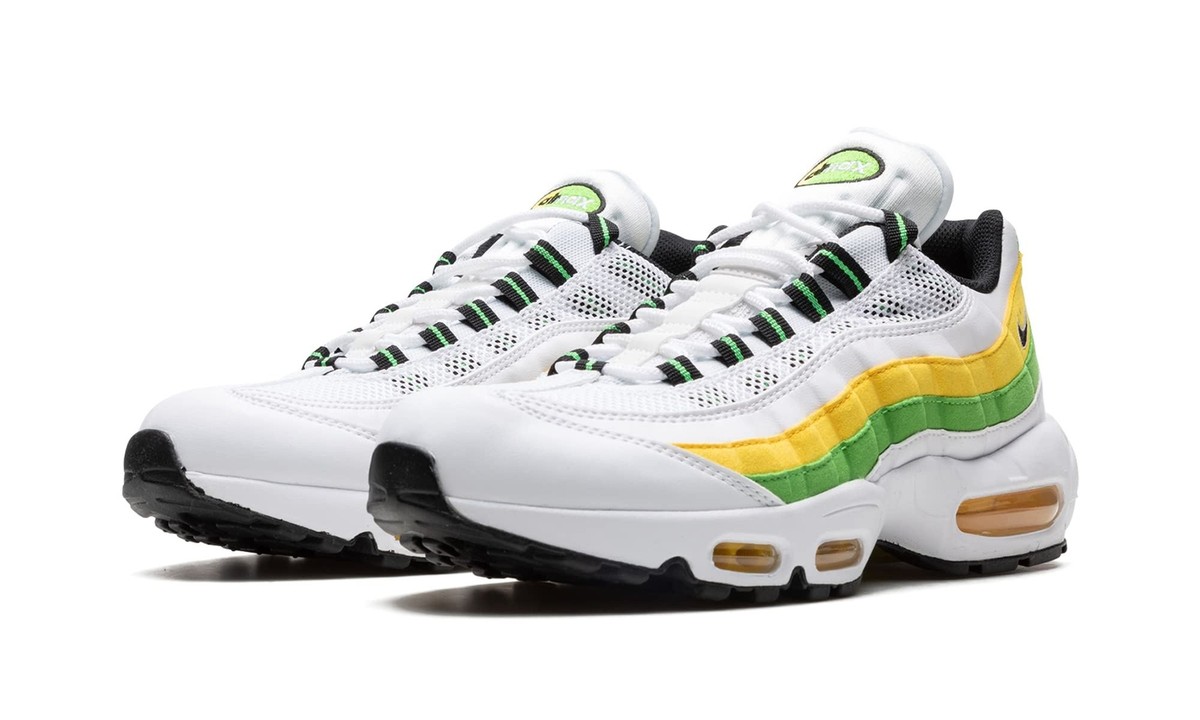 ★Nike★大人気★AIR MAX 95 ESSENTIAL \
