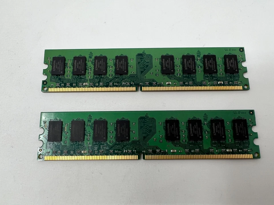 4GB 2 x 2GB Kingston KVR667D2N5K2/4 DDR2-667 PC2-5300 Non ECC Desktop Memory RAM - Immagine 3 di 3